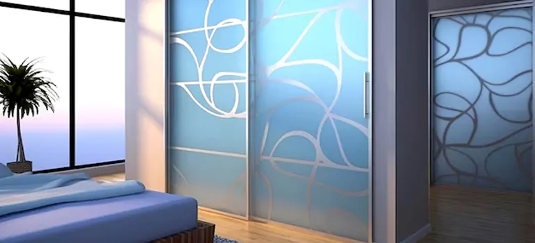 Frosting Glass Cabinet Doors in Holiday, FL